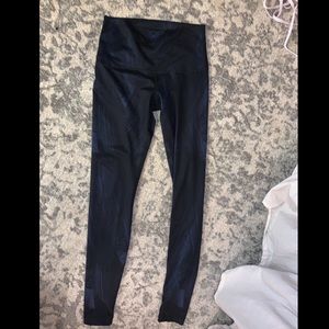 Lululemon Wunder Under